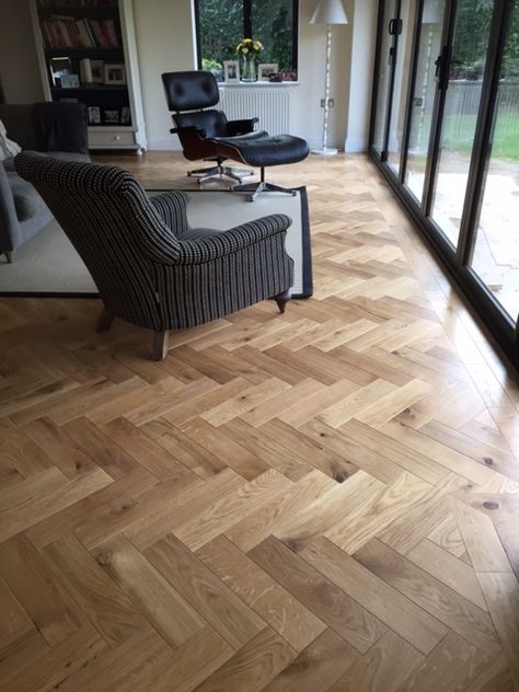 Bespoke European engineered Oak herringbone, with bevelled edge finished with clear hard wax oil. Renovation Parquet, Wooden Floors Living Room, Herringbone Wood Floor, Herringbone Wood, Wood Parquet, Herringbone Floor, White Oak Floors, Window Trim, Engineered Wood Floors