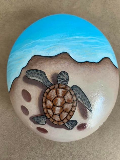 Turtle Stone Art, Easy Turtle Drawing, Rock Art Painting, Turtle Painted Rocks, Drawing Rocks, Turtle Drawing, Lilo And Stitch Drawings, Diy Rock Art, Stone Art Painting