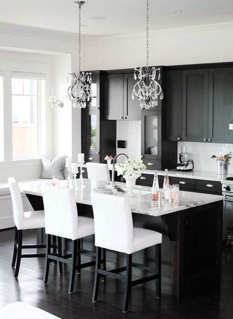 black-and-white-kitchen - Home Decorating Trends - Homedit Espresso Floors, Black Kitchen Design, Espresso Cabinets, Model Dapur, Black White Kitchen, Kitchen Ikea, Black Kitchen Cabinets, White Kitchen Design, Black Cabinets