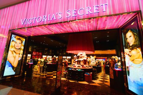 What It's Like to Work at Victoria's Secret Best Physique, Working In Retail, Victoria Secret Outfits, Semi Annual Sale, Cruelty Free Brands, Anna Wintour, Body Picture, Store Design, Fashion Week Spring