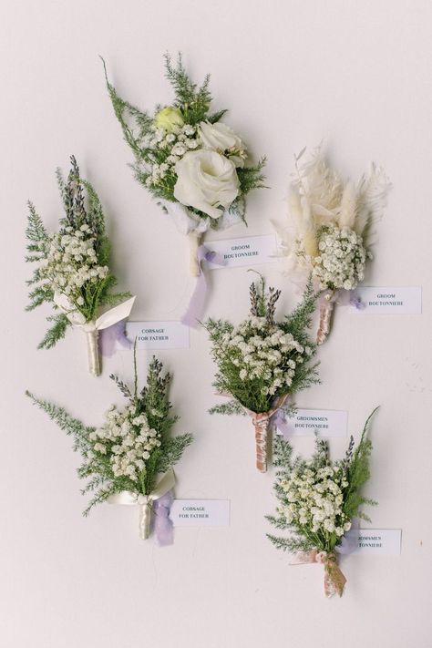 the boutonnieres for the man on the day with bunny tale, white fern and baby breath all in white yet varying in color and texure. An array of boutonnières were for his entourage. Baby Breath Boutonniere, Tivoli Wedding, Simple Boutonniere, Prom Bouquet, White Boutonniere, Mini Calla Lilies, Green Wedding Flowers, Calla Lily Bouquet, Bride's Bouquet