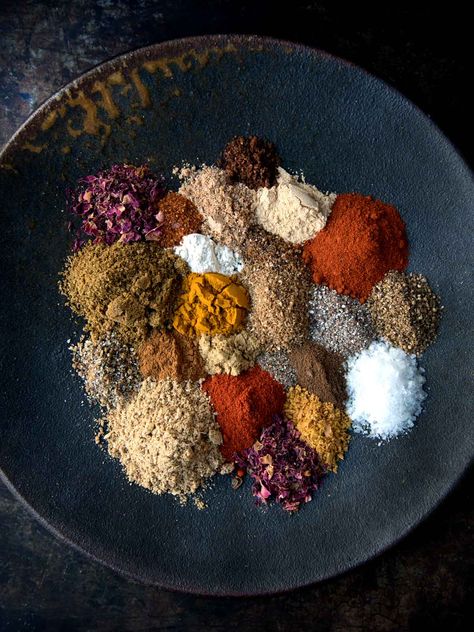 Ras el Hanout Moroccan Spice Blend, Long Pepper, Dry Rub Recipes, Spice Blends Recipes, Moroccan Spices, Anise Seed, Nigella Seeds, Rub Recipes, Ras El Hanout