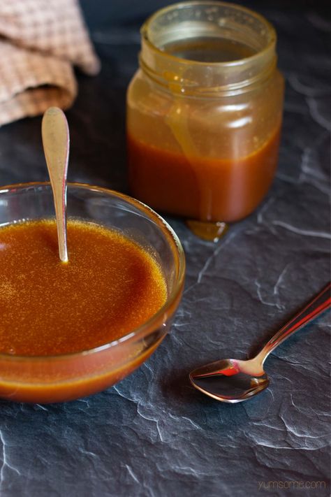 Simple 4-Ingredient Vegan Salted Caramel Sauce Vegan Dessert Recipes Easy, Salted Caramel Sauce Recipe, Easy Vegan Meals, Vegan Salted Caramel, Caramel Sauce Recipe, Caramel Recipes Sauce, Vegan Recipes Beginner, Vegan Caramel, Vegan Lunch Recipes