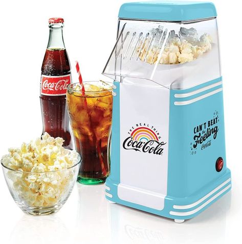 Air Popcorn Maker, Fresh Popcorn, Hot Popcorn, 1950s Look, Healthy Popcorn, Free Popcorn, Coca Cola Brands, Popcorn Machine, Family Movie