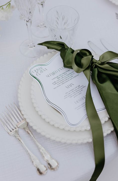 Club Makeup, Wedding Dinner Menu, Thanksgiving 2024, Adelaide Hills, Garden Wedding Inspiration, Vintage Details, Wedding Place Settings, Wedding Table Settings, Wedding Dinner