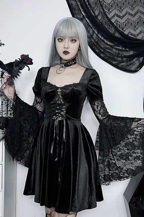 Soft, luxurious fabric for an alluring and cozy feel. Contrast Eyelash Lace Flounce Sleeve Velvet Dress for a mesmerizing appearance. Suitable for Gothic gatherings, costume parties, or showcasing your unique taste. #gothic_dresses #halloween_costumes Goth Actress, Alternative Fits, Lace Gothic Dress, Goth Dresses, Black Lace Long Sleeve Dress, Elegant Goth, Goth Stuff, Fitted Lace Dress, Goth Things