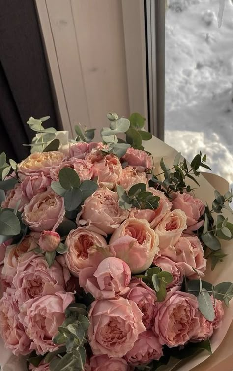 Fake Flowers Aesthetic, Budget Flowers, Flowers For Her, Luxury Flower Bouquets, Vintage Flowers Wallpaper, Flower Shower, Nothing But Flowers, Aesthetic Flowers, Flower Therapy