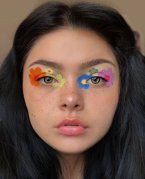 Artsy Makeup, Funky Makeup, Pride Makeup, Face Art Makeup, Graphic Makeup, Makeup Board, Smink Inspiration, Nail Colours, Art Makeup