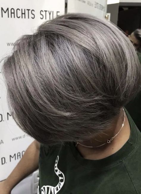 Hair Color For Man, Grey Hair Color Men, Ash Gray Hair Color, Cortes Bob, Ash Grey Hair, Grey Hair Men, Men Hair Color, Different Hair Colors, Silver Grey Hair