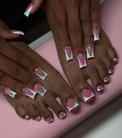 Acuity Booking Site, Freestyle Nails, Glitter French Nails, Nails Toes, Gel Toe Nails, Retro Nails, Acrylic Toes, Duck Nails, Colorful Nail Designs