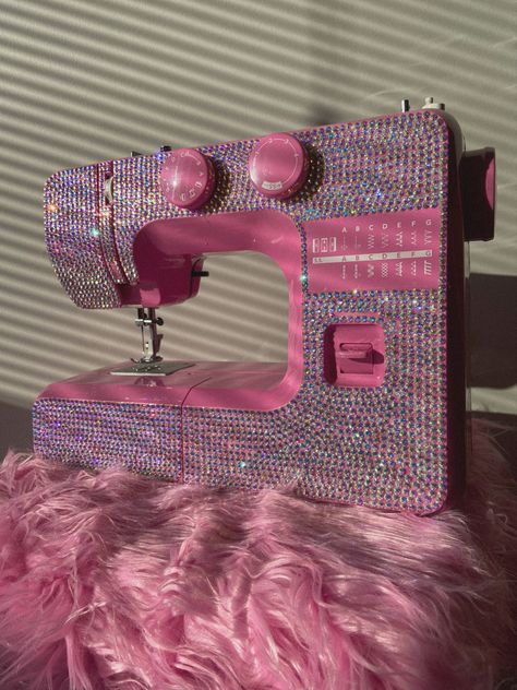 Pink sewing machine, rhinestone, glitter sewing machine, diy, janome, juki , singer Purple Sewing Machine, Pink Sewing Machine, Rhinestone Clothes Diy, Sewing Machine Aesthetic, Bedazzled Stuff, Sewing Aesthetic, Juki Sewing Machine, Rhinestone Outfit, Janome Sewing Machine