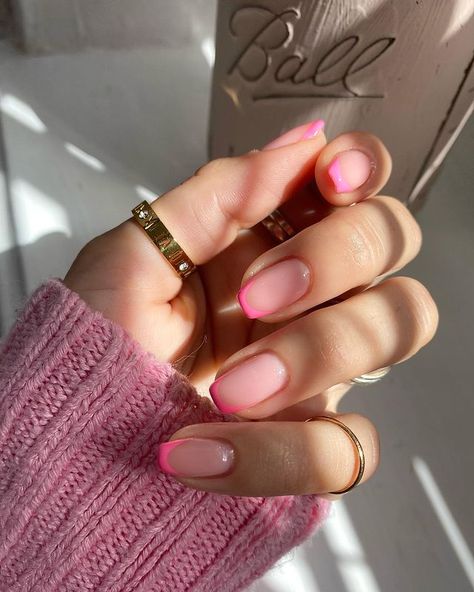 Pretty Little You on Instagram: “Don’t mind me just adding some pink tips to my biab that needs infilling so I can have at least one set to post 😂Just don’t zoom in okay…” Almond Nails Pink, Coffin French, Pink Tip Nails, Pink French Nails, Acrylic French, Hot Pink Nails, French Tip Acrylic Nails, Pink French, Almond Acrylic Nails