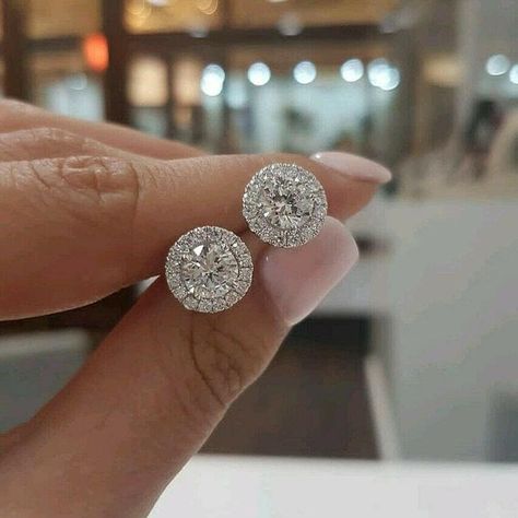 Moissanite Vs Diamond, Halo Stud Earrings, Womens Earrings Studs, Halo Earrings, Halo Earrings Studs, Moissanite Earrings, Jewelry Ring Box, Fine Earrings, Screw Back Earrings