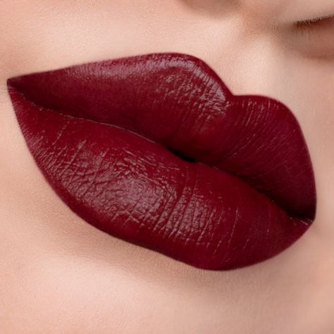 Lipstick Nails Shape, Dark Red Lipstick, Deep Red Lipsticks, Red Lipstick Shades, Lipstick Dark Red, Skin Moles, Dark Red Lips, Lipstick Tutorial, Bold Lipstick