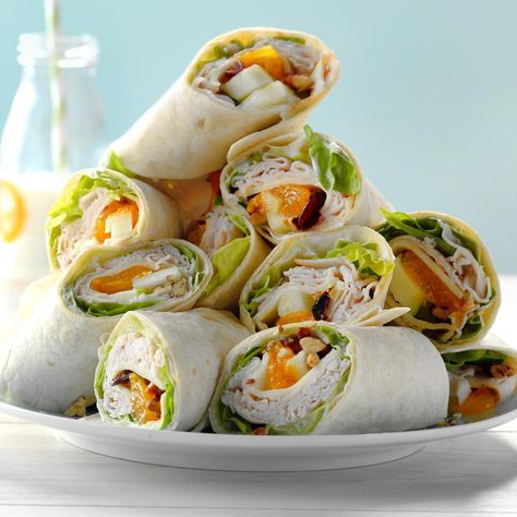 Turkey Wraps For Lunch, Turkey Wrap Recipes, Wraps For Lunch, Cold Sandwich Recipes, Cranberry Turkey, Boiled Chicken Breast, Turkey Wraps, Cold Sandwiches, Sandwich Wraps