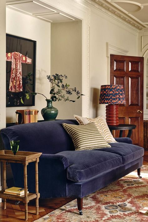 a dark navy blue velvet sofa in a luxurious living room Blue Sofas Living Room, Velvet Sofa Living Room, Small Sectional Sofa, Blue Velvet Sofa, Hearth Room, Up House, Sofa Side Table, A Living Room, Velvet Sofa