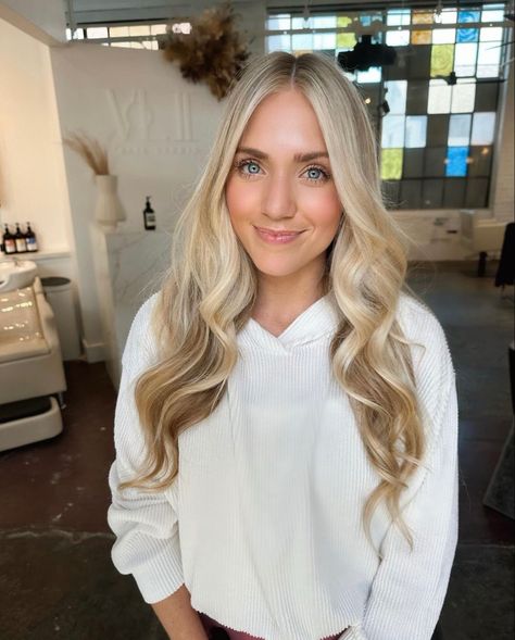 Sav Labrant, Savannah Labrant Hair, Savannah Labrant Hairstyles, Savannah Labrant, Savannah Labrant Tik Tok, Savanna Labrant, Savannah Labrant Instagram, Savannah And Cole Labrant, Savannah Rose