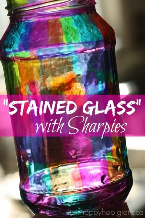 Stained Glass Jar with Sharpies Diy Sharpie Crafts, Sharpie Crafts, Diy Sharpie, Sharpie Markers, Mason Jar Ideas, Diy Jar Crafts, Sharpie Art, Mason Jar Crafts Diy, Mason Jar Lighting