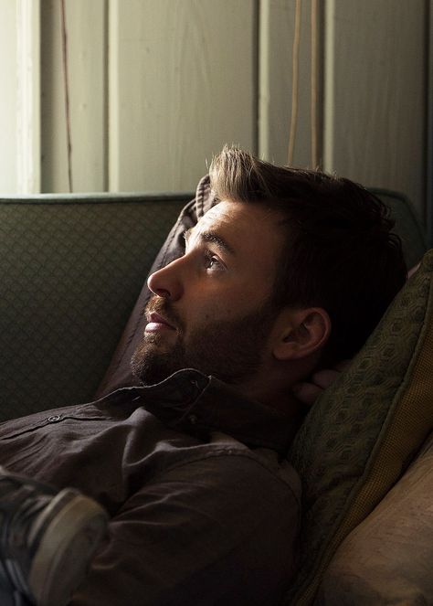 CHRIS EVANS as Frank Adler in Gifted, 2017 Frank Adler, Chris Evans Gifted, Avengers 2012, Rian Johnson, Christopher Evans, Robert Evans, Lights Camera Action, Get A Life, Dear Lord