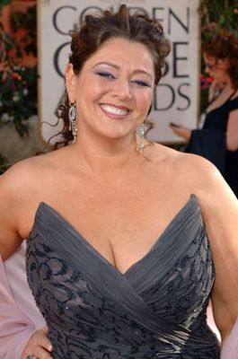 Camryn Manheim Madolyn Smith Osborne, Camryn Manheim, Body Positive Photography, Petite Curvy, Glamour Shots, Fire Heart, Golden Globe Award, Full Figured, Famous Women