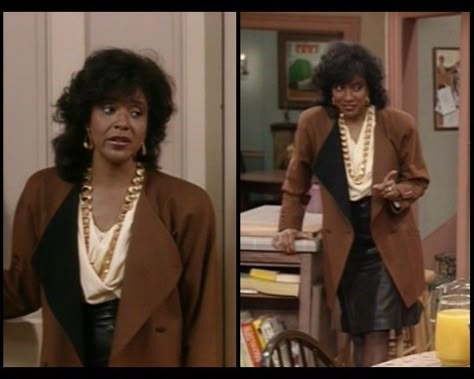 The Sexiest attorney @ law: Claire Huxtable Claire Huxtable, Clair Huxtable, Black Hollywood Glamour, Tv Characters Outfits, Phylicia Rashad, Black Tv, Vintage Black Glamour, Black Hollywood, Black Femininity