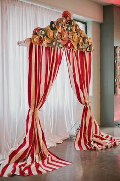 Vintage circus inspired backdrop. Photography by Megan Thiele Studios / meganthiele.com, Event Planning by Cosmopolitan Events / cosmopolitanevents.com, Floral Design by Sisters Floral Design Studio / sistersflowers.net Cirque Vintage, Vintage Circus Party, Circus Carnival Party, Halloween Circus, Circus Wedding, Circus Theme Party, Carnival Wedding, Carnival Themed Party, Circus Birthday Party