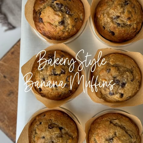 Bakery Style Banana Muffins High Altitude Banana Muffins, Large Banana Muffins, Bakery Banana Muffins, Bakery Style Banana Muffins, Bakery Muffins, Bakery Style Muffins, Banana Nut Muffins, Banana Muffin Recipe, Bread Bun