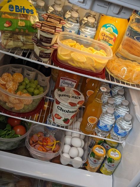 Food In The Refrigerator, What’s In My Fridge, What's In My Fridge, Food To Have In Fridge, Full Refrigerator Food, Full Fridge Aesthetic, Healthy Fridge Aesthetic, Refrigerator Meals, Stocked Fridge Goals