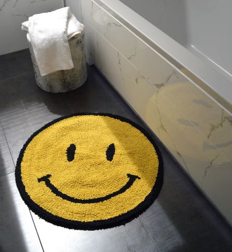 Circular Bathroom, Fun Rug, Round Bath Mats, Win The Day, Emoji Face, Bamboo Towels, Bathroom Bath Mats, Bath Mat Rug, Yellow Rug