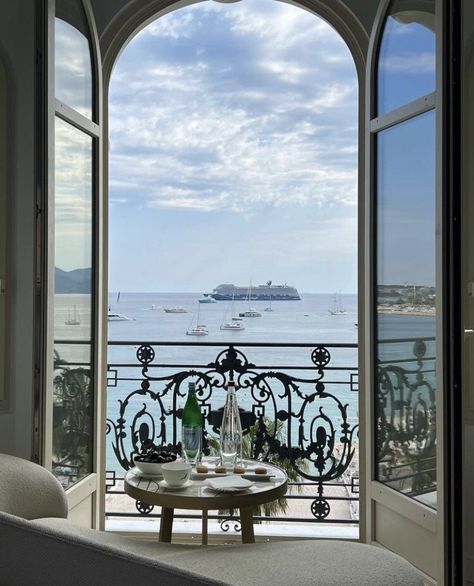 Monaco House, Millionaire Mansion, Euro Summer, Cannes France, Europe Summer, Future Lifestyle, Spring Aesthetic, Dream Lifestyle, Beautiful Doors