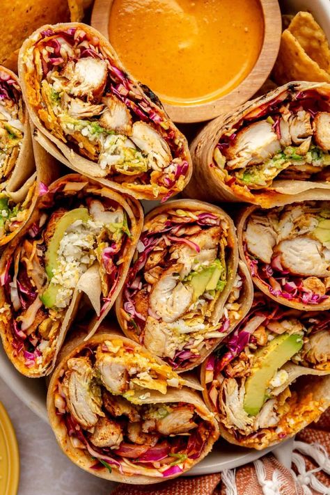 Southwest Chicken Wraps - Rachael's Good Eats High Protein Paleo Lunch, Blackened Chicken Wrap, Shredded Chicken Wrap Recipes, Healthy Lunch Ideas Chicken, Wrap Recipes For Dinner, Cold Wraps Recipes, Dinner Wraps Recipes, High Protein Wraps Lunches, Butter Chicken Wrap