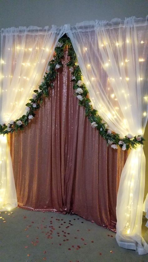 Throne Decoration Ideas, Wedding Decors At Home, Decoration Ideas At Home, Stage Decorations Simple, Decoration Ideas Party Events At Home, Quince Backdrop, Engagement Decorations At Home, Budget Friendly Wedding Ideas, In Home Wedding