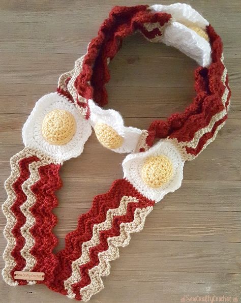 Crochet Bacon And Eggs Scarf Pattern, Novelty Crochet Scarf, Bacon Crochet, Kitsch Crochet, Kimmy Gibbler, Animal Scarves, Wakey Wakey, Crochet Scarfs, Bacon And Eggs