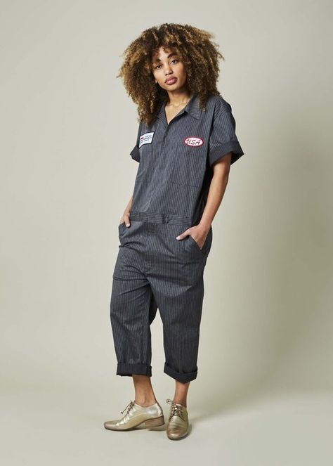 Aesthetic Jumpsuits, Mechanic Fashion, Mechanic Jumpsuit, Non Binary Fashion, Farm Clothes, Jumpsuit Outfit, Jumpsuit Fashion, Fashion Woman, Fashion Sketches