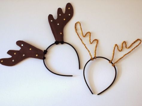 Pink Stripey Socks: DIY Reindeer Antler Headbands (templates included) Diy Reindeer Antlers, Diy Antlers Headband, Christmas Headband Diy, Holiday Photo Booth Props, Diy Reindeer, Holiday Photo Booth, Reindeer Ears, Antler Crafts, Headband Crafts