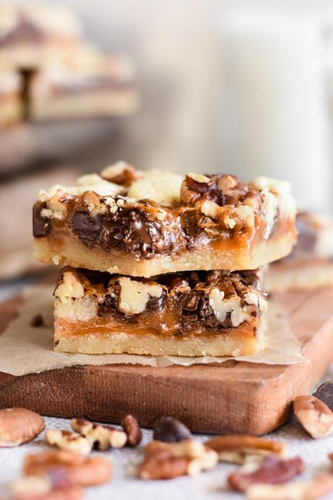 Turtle Bars 7 Layer Bars With Shortbread Crust, Turtle Squares, Congo Bars, Dance Around The Kitchen, Kraft Caramel Bits, Ham Balls, Turtle Bars, Pan Cookies, Turtle Cookies