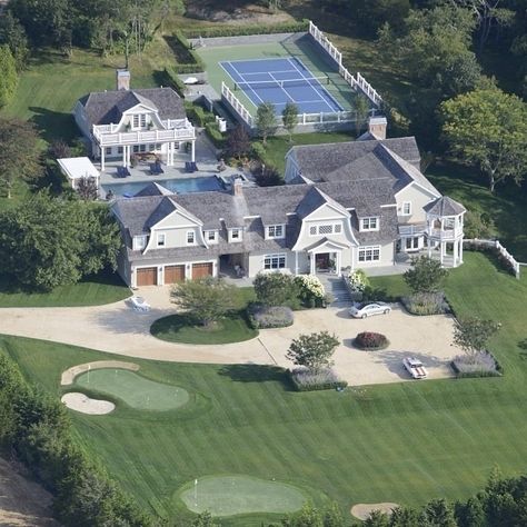 Hamptons Mansion, The Hamptons Houses, Hamptons Houses, Mansion Exterior, Dream Mansion, Hamptons House, Mansions Homes, Luxury Homes Dream Houses, Dream House Exterior