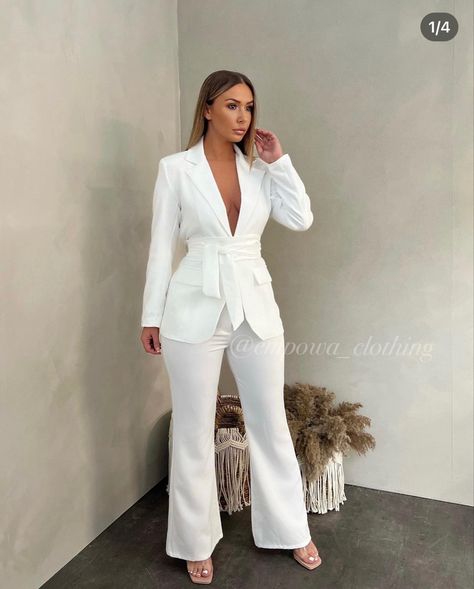 Blazer Jumpsuit, Cupcake Quotes, Jumpsuit White, Graduation Outfit, White Jumpsuit, Fitted Trousers, Lookbook Outfits, All White, Business Casual