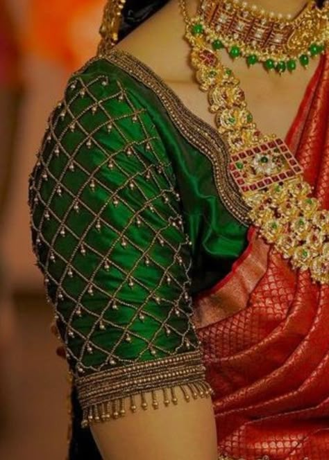 Books Embroidery, Green Blouse Designs, Embroidery Books, Latest Bridal Blouse Designs, Latest Blouse Designs Pattern, Best Blouse Designs, Ideas Embroidery, Traditional Blouse Designs, Latest Model Blouse Designs