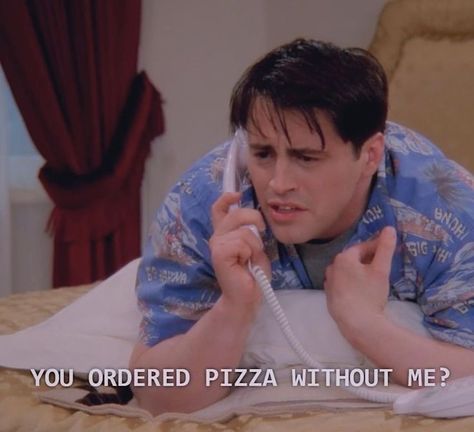 Joey Tribbiani Mood, Friends Relatable, Memes Friends, Joey Friends, Friends Tv Quotes, Friends Scenes, Movies Quotes, Friends Cast, Joey Tribbiani