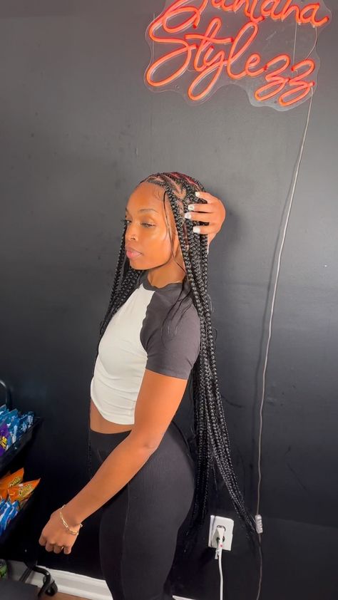 Bohemian heart knotless braids on this beauty😮‍💨🔥🔥🔥 | Instagram Heart Shaped Knotless Braids, Medium Knotless Box Braids With Heart, Large Knotless Braids Hairstyles With Heart, Large Knotless Box Braids With Heart, Large Knotless With Heart Part, Large Knotless With Heart On The Side, Medium Knotless With Heart On The Side, Heart Shaped Braids, Heart Knotless Braids