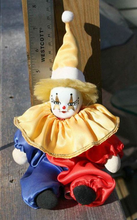 Clown Doll Aesthetic, Vintage Clown Doll, Clown Dolls, Porcelain Dolls Value, Circus Aesthetic, Clown Doll, Send In The Clowns, Cute Clown, Vintage Clown