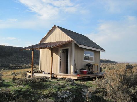 small hunting cabins | 12 X 16 Hunting Cabin with Loft - Small Cabin Forum Hunting Shack Interior, Hunt Camp Cabin, 12x16 Cabin, Fancy Outhouse, Small Hunting Cabin, Cabin With Loft, Bush Cabin, Buddy Heater, Hunting Cabins