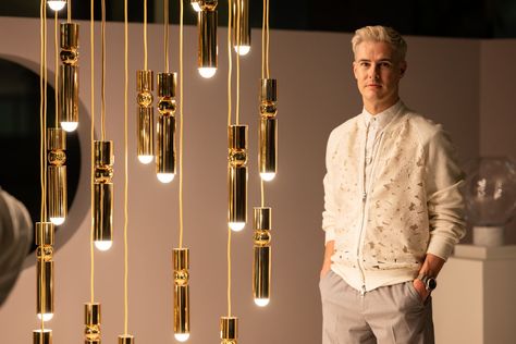 Lee Broom Is An Unconventional Product Designer How To Be Unique, Lee Broom, Fashion Competition, Cushions To Make, Furniture Showroom, Child Actors, Look At The Stars, British Design, Interior Design Firms