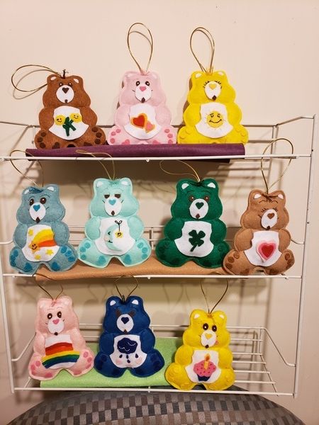 Care Bear Pattern Sewing, Care Bear Diy, Care Bear Crafts, Bear Ornaments, Funshine Bear, Bear Felt, Simple Sewing, Bear Crafts, Felt Board