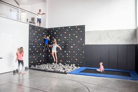 Foam Pit In House, Ozark House, Barn Gym, Foam Pit, Leather Wall Panels, Utah Style, Game Place, House Basement, Kids Loft