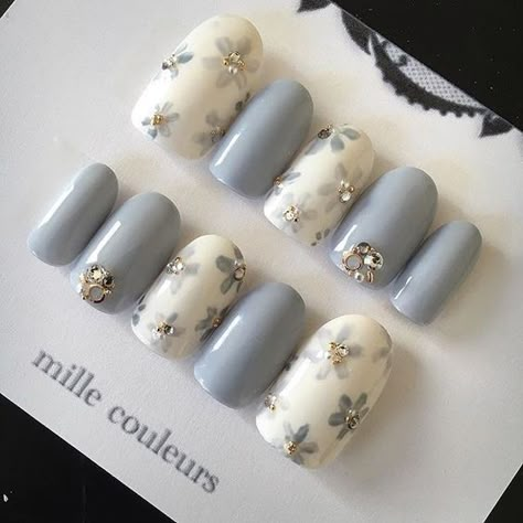 Kue Disney, Different Nail Designs, Gray Nails, Japanese Nails, روتين العناية بالبشرة, Nail Art Inspiration, Floral Nails, Gel Nail Art, Nail Polishes