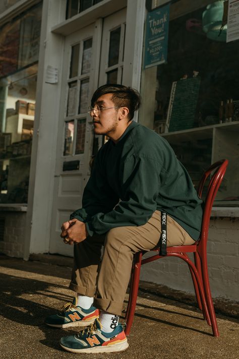 Sitting Side Profile Reference, Sitting Forward Pose, Person Sitting Side View, Sitting Side Profile, Side Poses, Sitting In Chair, Sitting Pose Reference, Men Poses, Chair Pose