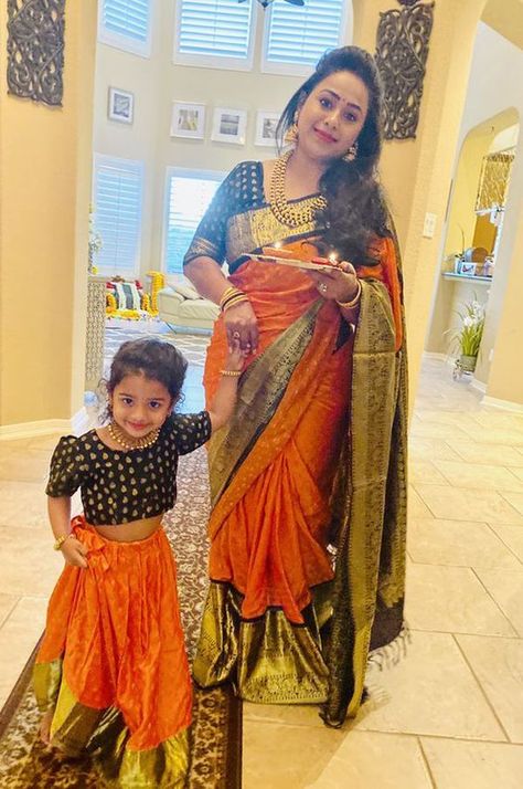 Mom Daughter Indian Outfits, Mom And Daughter Indian Outfits, Mom And Daughter Dresses Indian Saree, Mommy Daughter Dresses For Birthday, Mother And Daughter Dresses Indian, Mom And Daughter Dresses Indian, Matching Outfit Ideas, Dresses For Birthday, Mommy Daughter Dresses