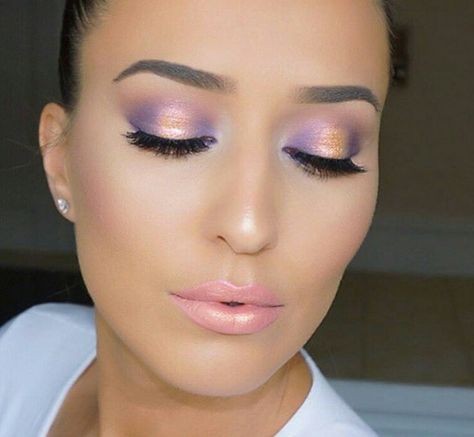 Purple and peach shadow Dramatic Eye Makeup, Iridescent Purple, Clear Gel, Eye Makeup Designs, Makijaż Smokey Eye, Mineral Foundation, Olivia Palermo, Soft Brown, Makeup Designs